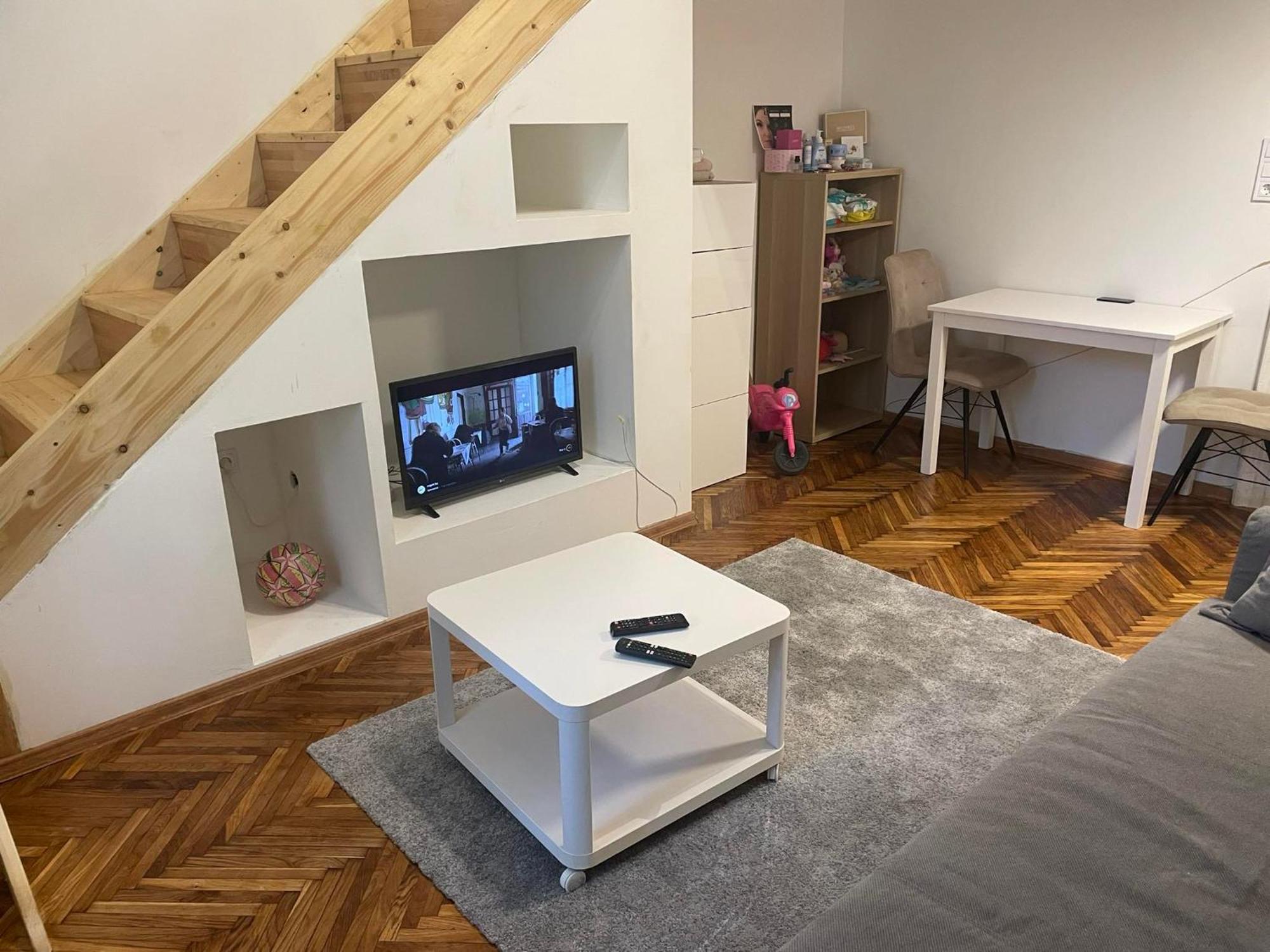 Gogolove Cozy Apartment Boedapest Buitenkant foto