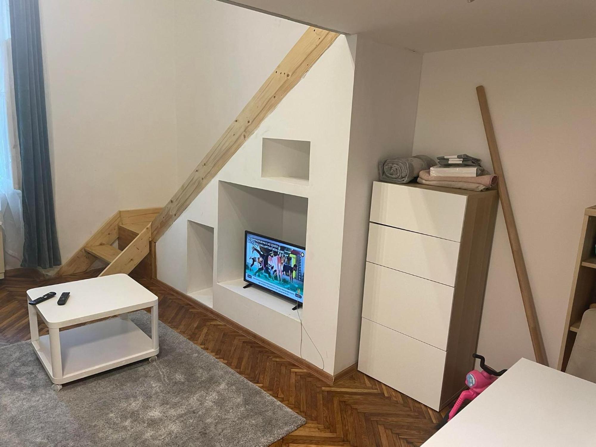 Gogolove Cozy Apartment Boedapest Buitenkant foto